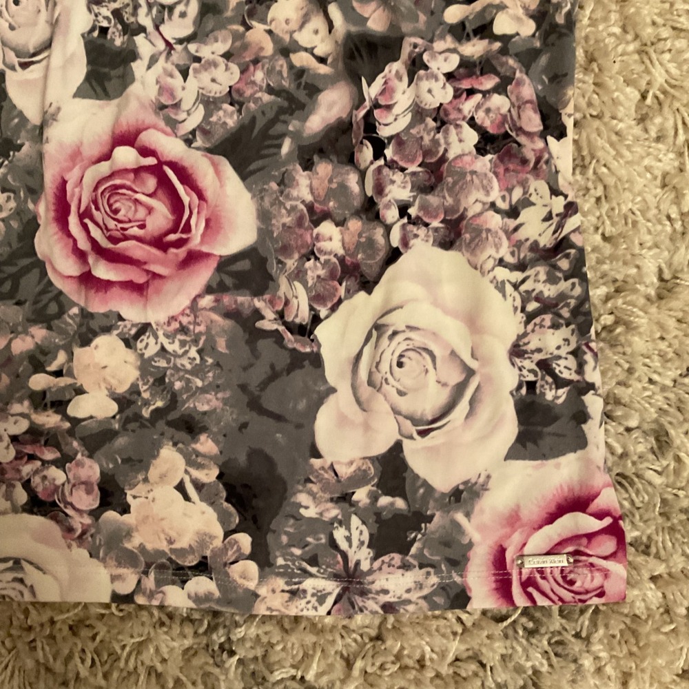 P - Picture 3 of 12